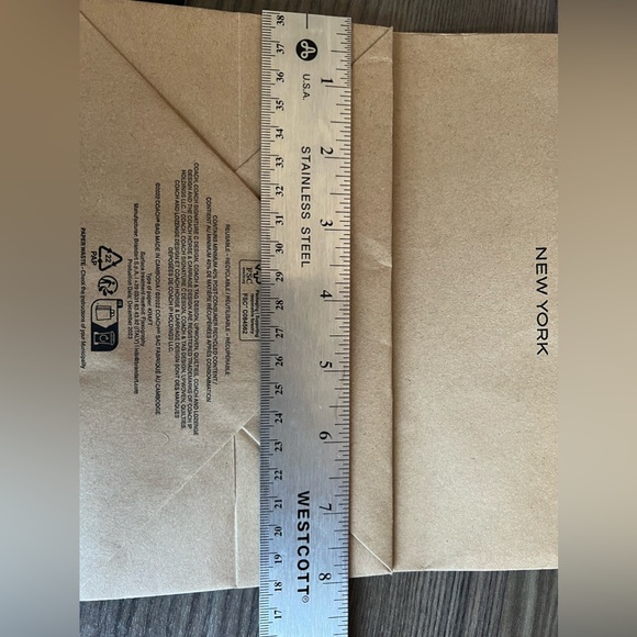 EUC Coach Empty Box & paper bag - Picture 3 of 6